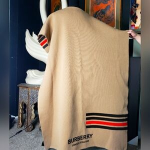 Burberry Cape Runway